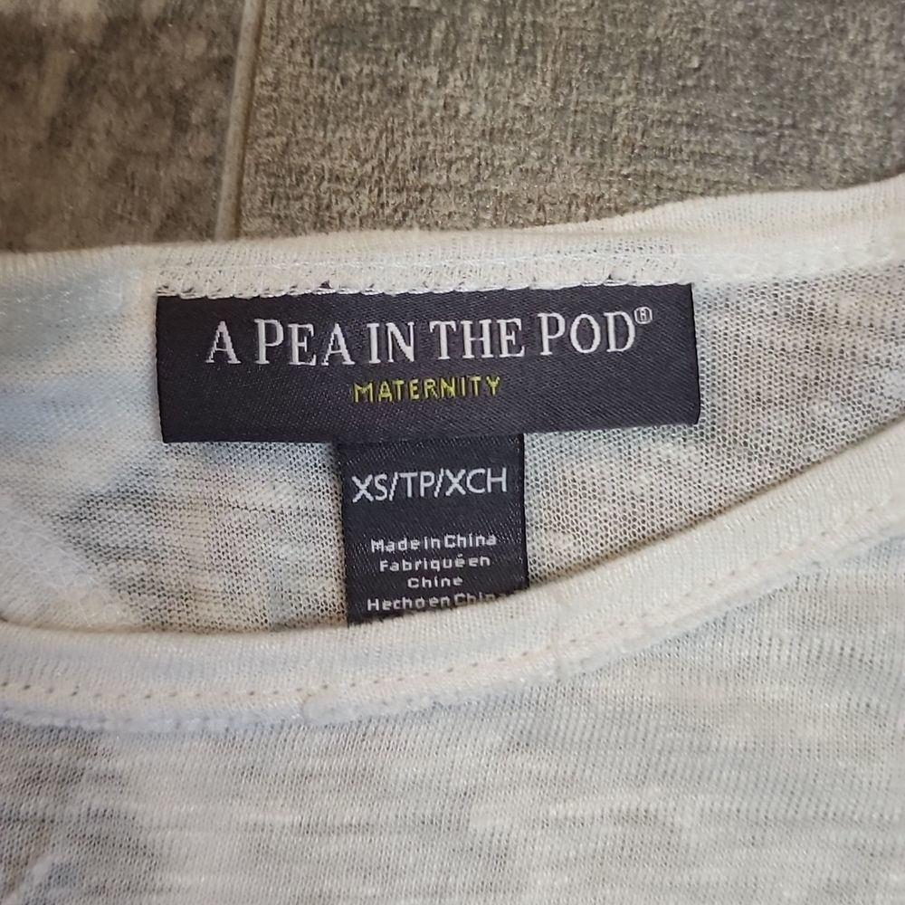 A pea in a pod brand maternity top - Picture 9 of 9